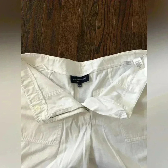Jones New York Signature Women’s 12 White 100% Cotton Deep Pocket Shorts - Picture 4 of 11